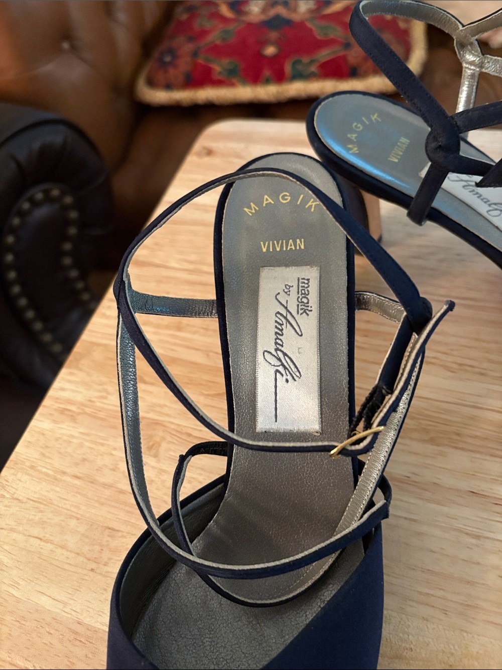 Amalfi Navy Strappy Heeled Sandals with Gold Accent. Size 8.5 AA NARROW